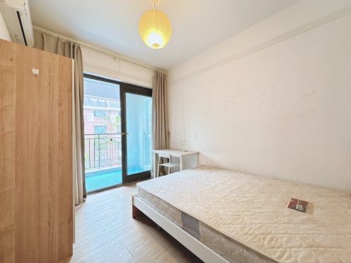 合租·华宇天宫花城B组团 5居室 东卧