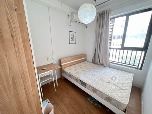 合租·融景城朗峰 4居室 东卧