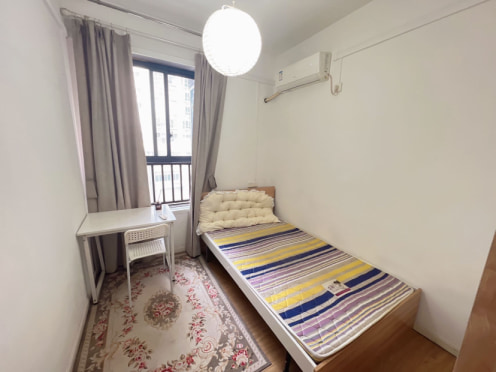 合租·融景城朗峰 4居室 南卧