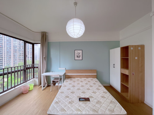 合租·富州新城 4居室 南卧