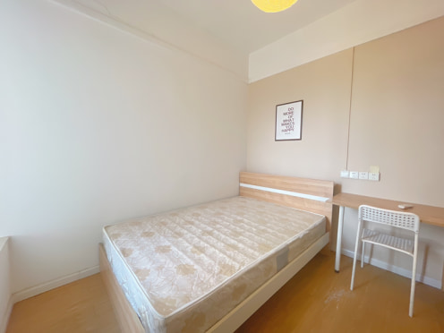 合租·融科海阔天空 4居室 南卧