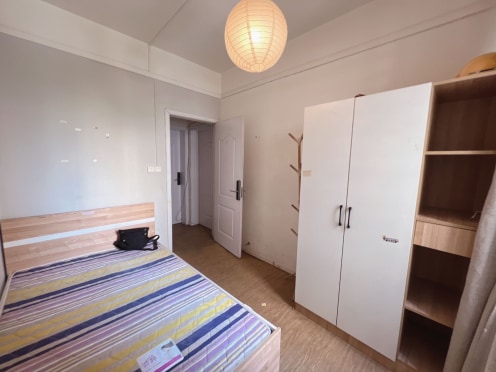 合租·融景城朗峰 4居室 东卧