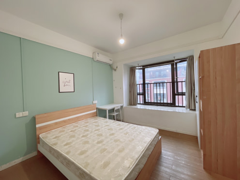 合租·华宇天宫花城B组团 5居室 东卧