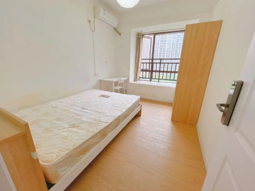 合租·富州新城 4居室 南卧