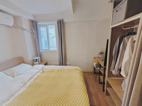 独栋·龙湖冠寓 成都金融城店 【年终限时特惠】步行国网四川银行 近金融城地铁  无中介 开间