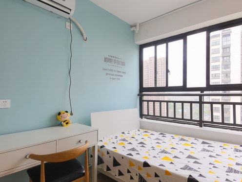 合租·雅戈尔紫玉花园 4居室 南卧