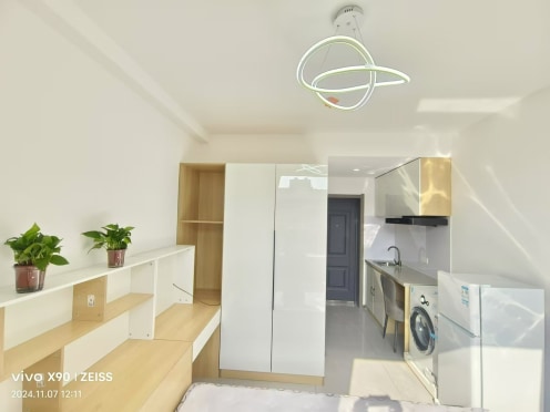 独栋·寓满青城  大学西街店 精装独栋公寓，拎包入住 1室1厅