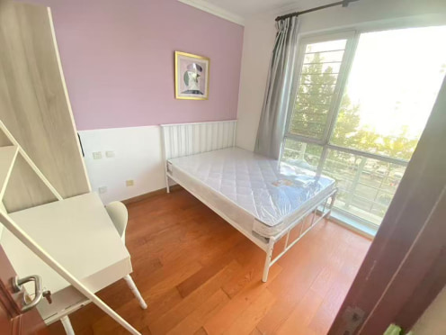 合租·新龙城 4居室 北卧