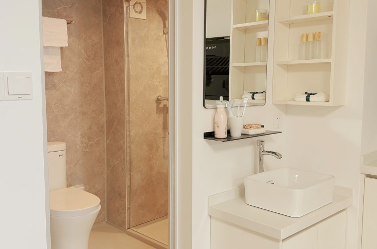 【限时秒杀  下楼即地铁】一年起租  近晓东村地铁口豪华舒适大两房无中介费 押一付一