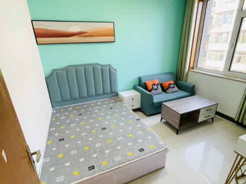 合租·中景花园 5居室 北卧