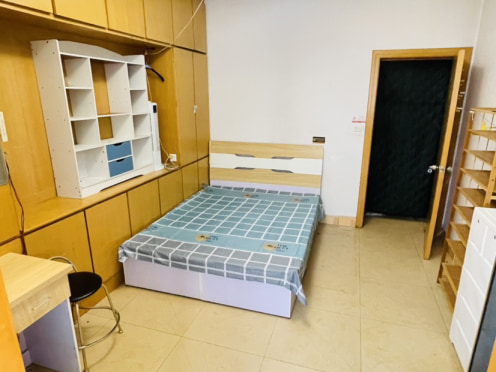 合租·泽丰苑小区 5居室 南卧