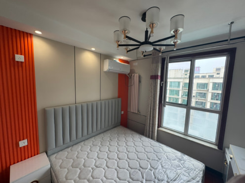 合租·文兴苑(小店区) 4居室 南卧