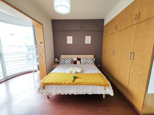 合租·中房蓝水湾 4居室 南卧