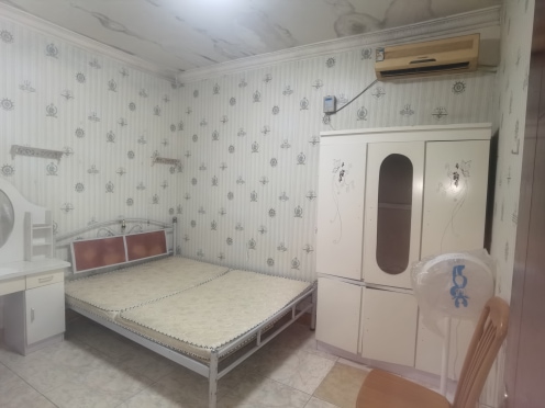 合租·玉洁巷2号 4居室 南卧