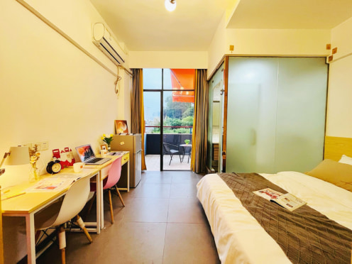 独栋·东莞v+公寓 东城万达店 近天宝地铁口 东城万达，精装修 可养宠物 采光好带大露台日式榻榻米床 开间