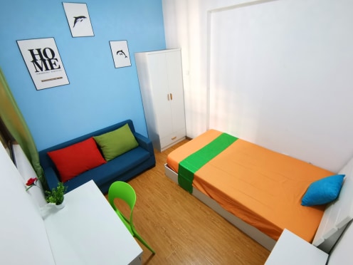 合租·恒泰滇池名门壹号院水语自然苑 5居室 南卧