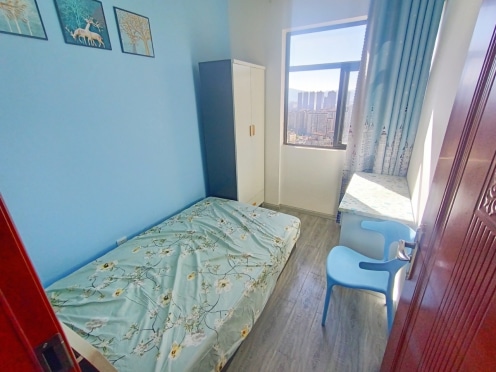 合租·未名城A3地块 5居室 东南卧