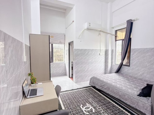 独栋·迪寓 苍西路店 近附二院，光线超好，配套齐全 开间