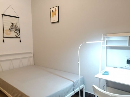 独栋·家哆堡公寓 武成大街75号店 特价2400！！ 春熙路二医院套三 0中介费可短租 3室1厅