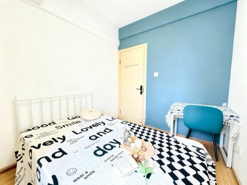 独栋·成都享住公寓 colour彼岸店 九眼桥精装套三可月付可免押 3室1厅