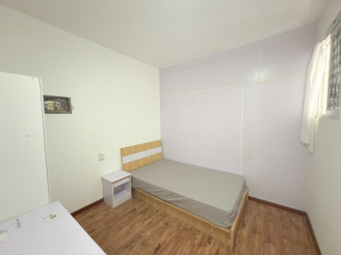 合租·城南名著 4居室 南卧