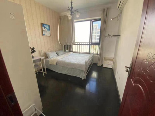 合租·领馆国际城 4居室 南卧