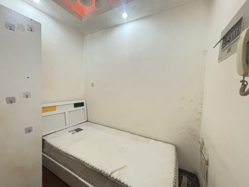 合租·领馆区1号 4居室 南卧