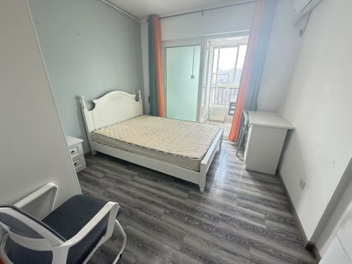 合租·万润嘉园 3居室 南卧