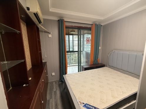 合租·明发滨江新城二期 5居室 西南卧