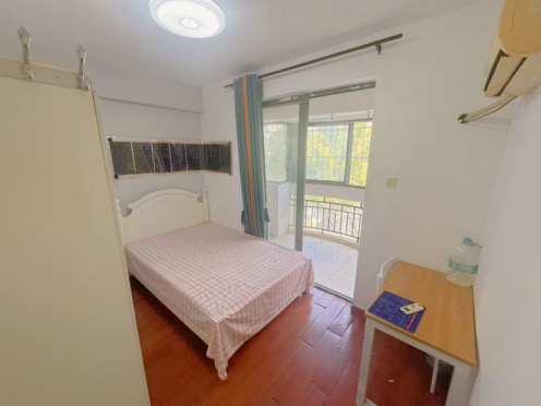 合租·明发滨江一期 4居室 东北卧