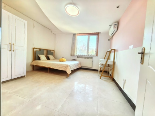 合租·龙腾苑六区 5居室 西卧