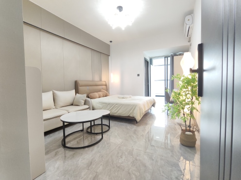 独栋·信宁公寓 金桥店 无中介免租半个月，兴宁盛天地 吾悦广场 5号线地铁口，带宽带 开间