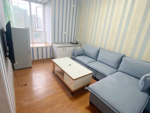 独栋·一座城公寓 光华之心 涌泉精装套一，无中介，1190 1室1厅