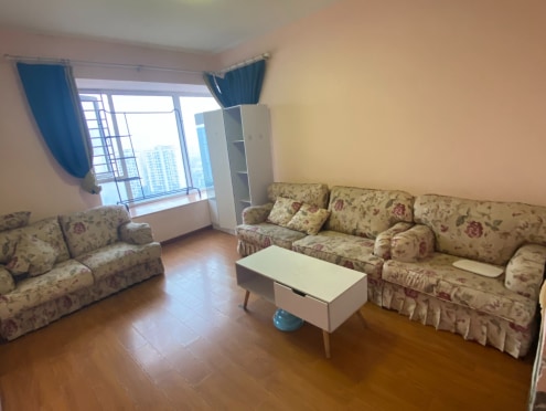 独栋·一座城公寓 香瑞湖 凤凰大街，光华大道短租套一 1室1厅