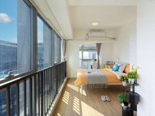 独栋·龙湖冠寓 广州科学城店 【高层落地窗】长租优惠 可开票!云升科技园！下楼即商圈公园 科学城站旁 长租优惠！免费健身房！ 开间