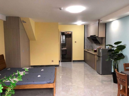 独栋·嶺寓青年公寓社区 岭南时代广场店 开年优惠独立阳台大单间 1室1厅