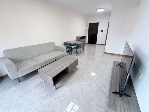 独栋·华庭 云谷二期 近礼和中小学，年签大优惠，免佣，朝正南，对小区安静舒适。 3室2厅