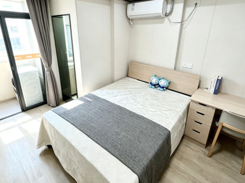 独栋·龙湖冠寓 深圳龙华二店 近壹方天地龙华地铁站 精装电梯阳台单间租期灵活 押一付一 开间