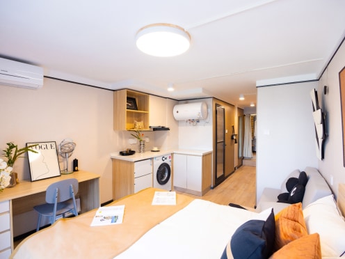 独栋·龙湖冠寓 西安桃花潭店 【温馨整租，灵活租期错过再无】可月付无中介费好 拎包入住近中医脑病医院  中国银行  汽车主题公园 开间