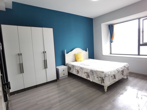 合租·康德馨苑 5居室 东南卧