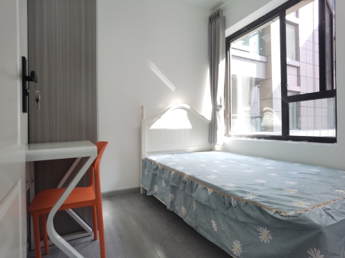 合租·金沙湖畔 4居室 南卧