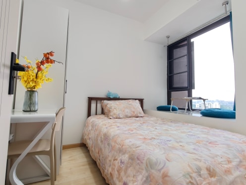 合租·金沙湖畔 5居室 东南卧