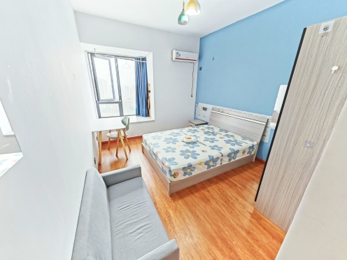 合租·龙湖源著北区 5居室 东南卧