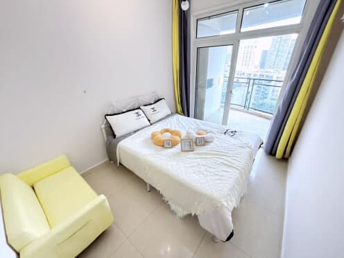 合租·龙湖枫香庭 5居室 东卧