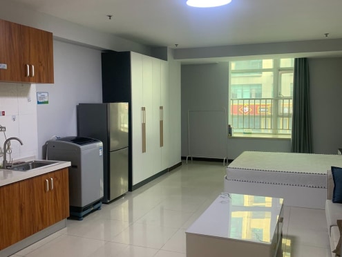 独栋·CCB·建融家园 金裕公寓店 国企直租  短租优惠， 解放广场精品小一室（禁养宠物）无中介费 开间