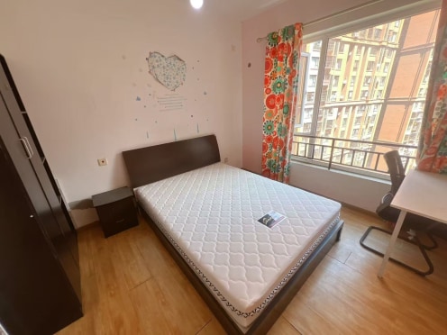 合租·蓝光幸福满庭 4居室 东南卧