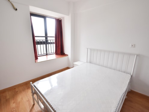 合租·东方新城二期 4居室