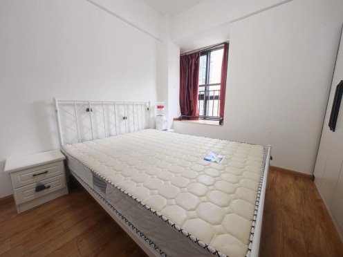 合租·东方新城二期 4居室 东卧