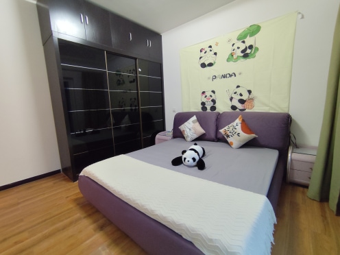 合租·和贵久居福 4居室 东卧