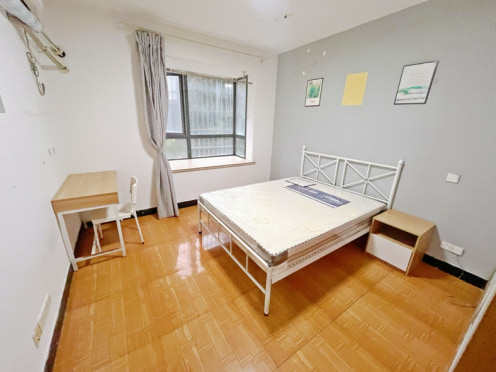 合租·群星苑一区 3居室 南卧